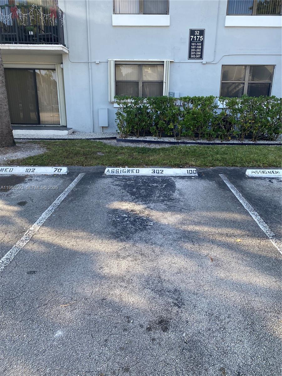 VILLA BELLINI CONDO - Residential Lease