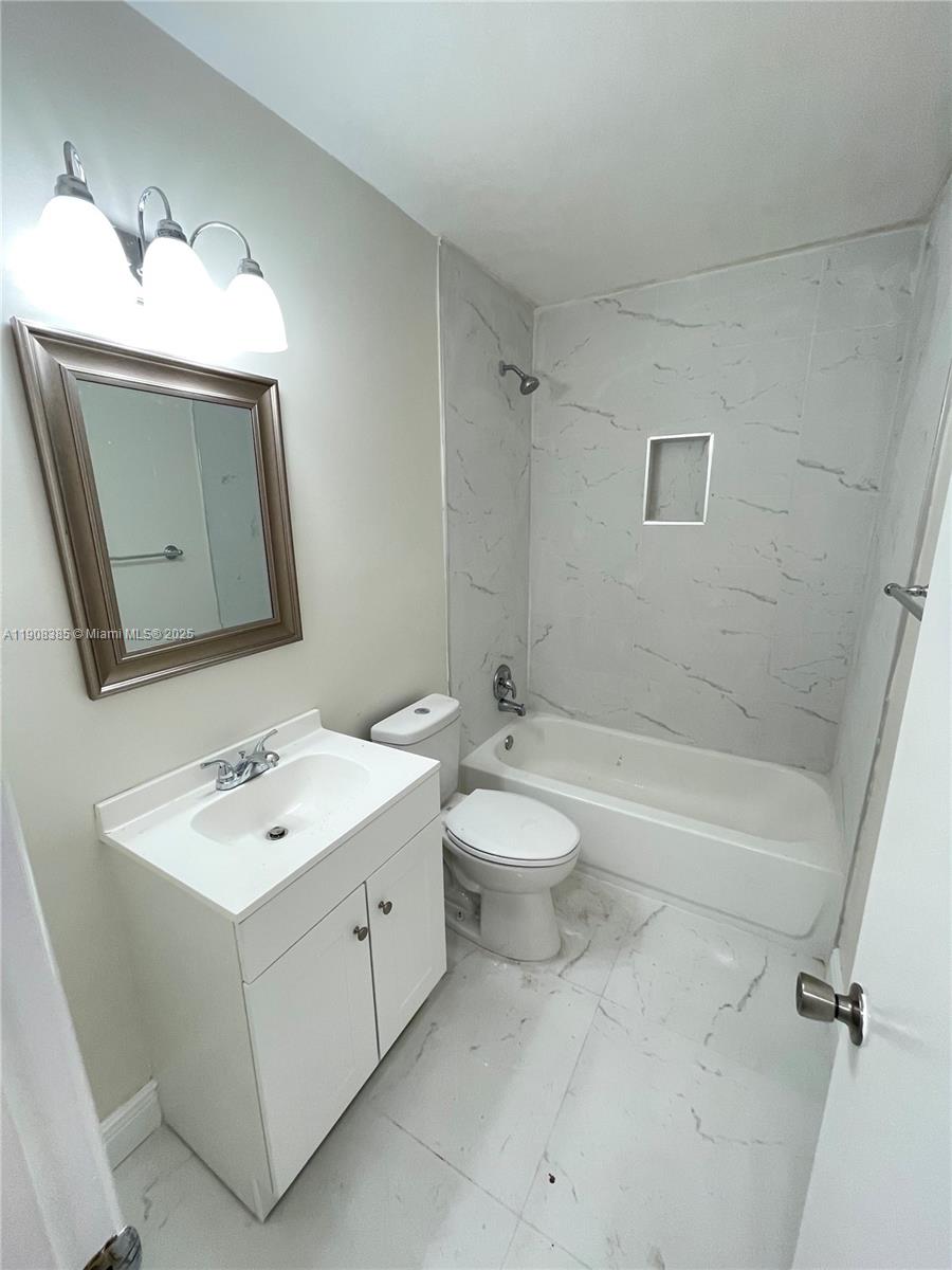 BOULEVARD HEIGHTS SEC 7 - Residential Lease