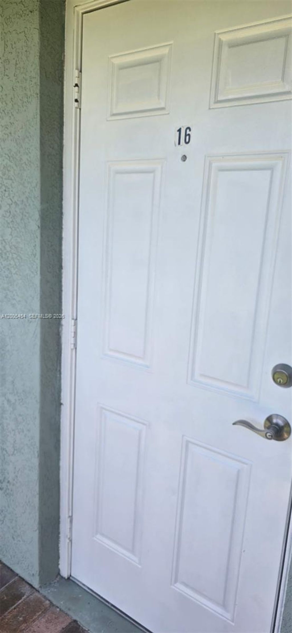 Photo of 3260 NE 19th Ave #16, Oakland Park, FL 33306 (MLS # A12005454)