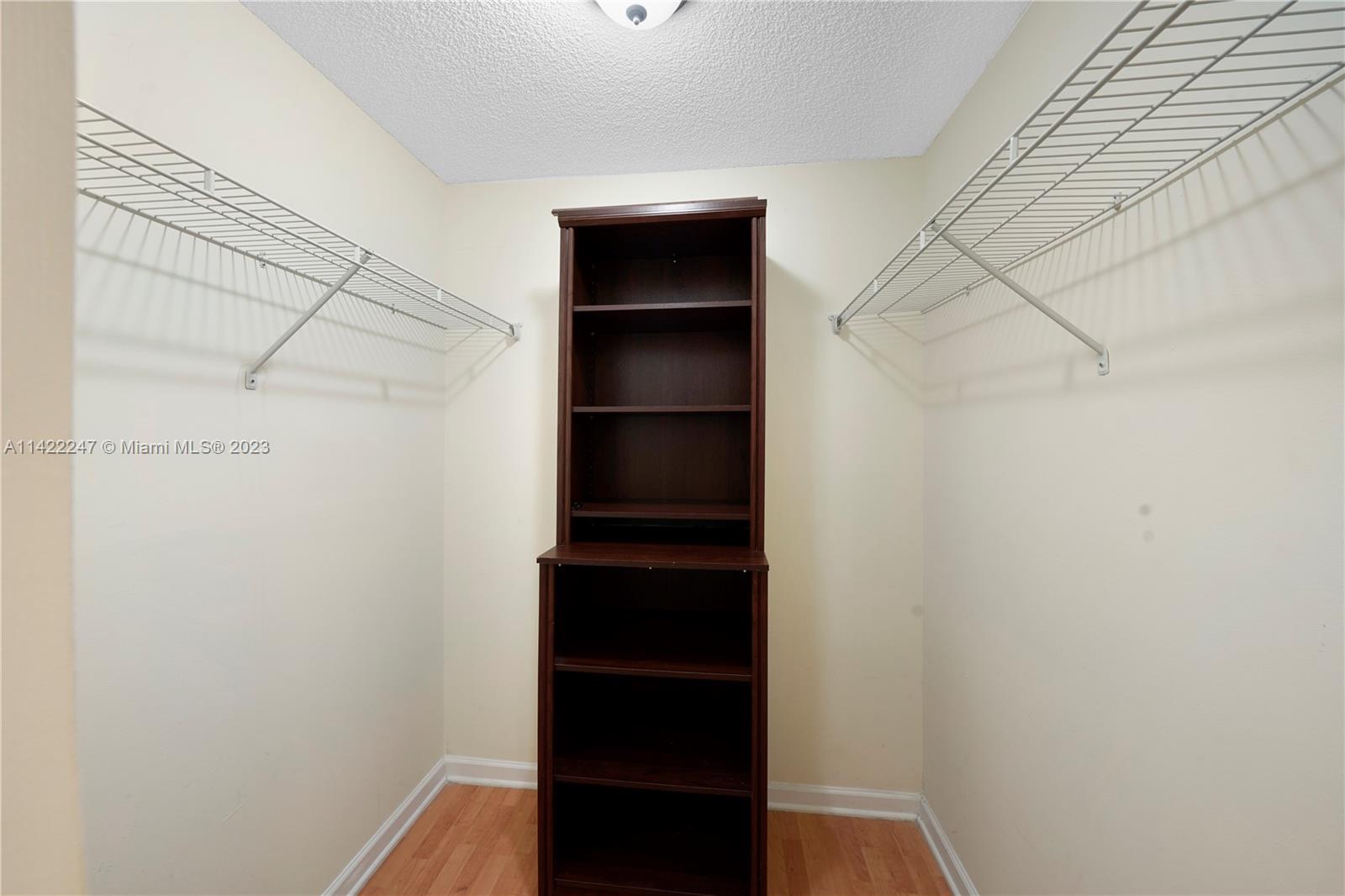 COVE CONDO PHASE II, THE - Residential