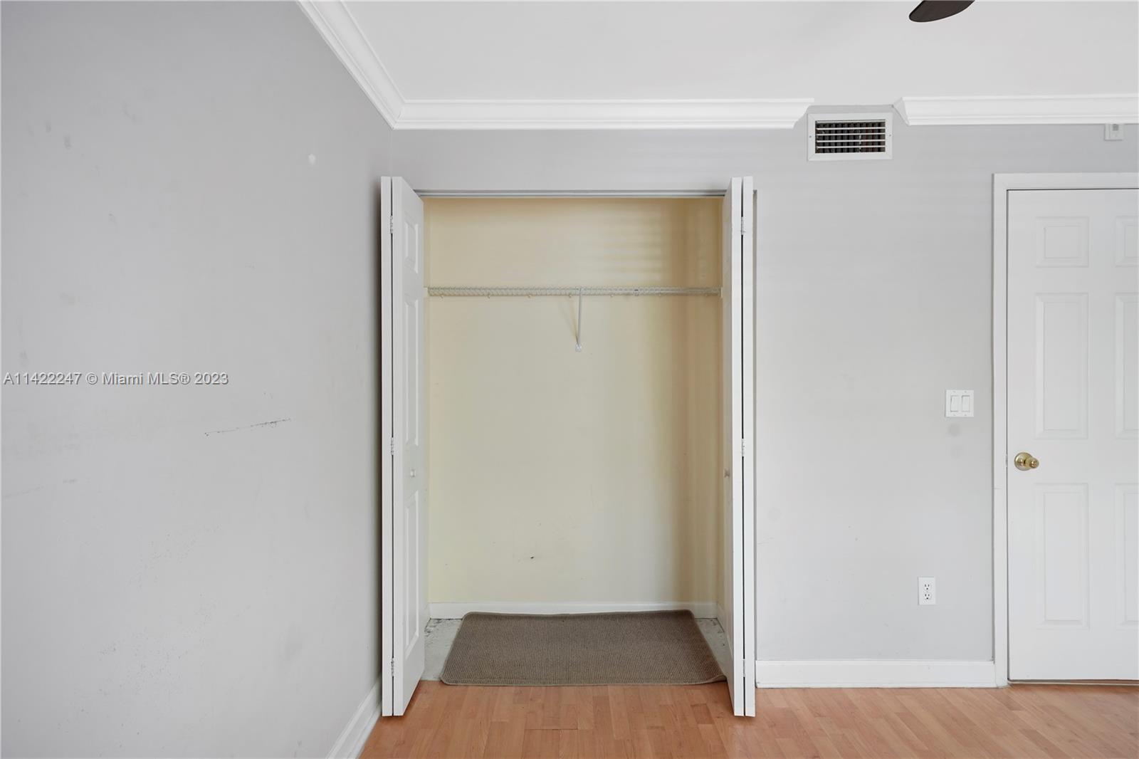 COVE CONDO PHASE II, THE - Residential