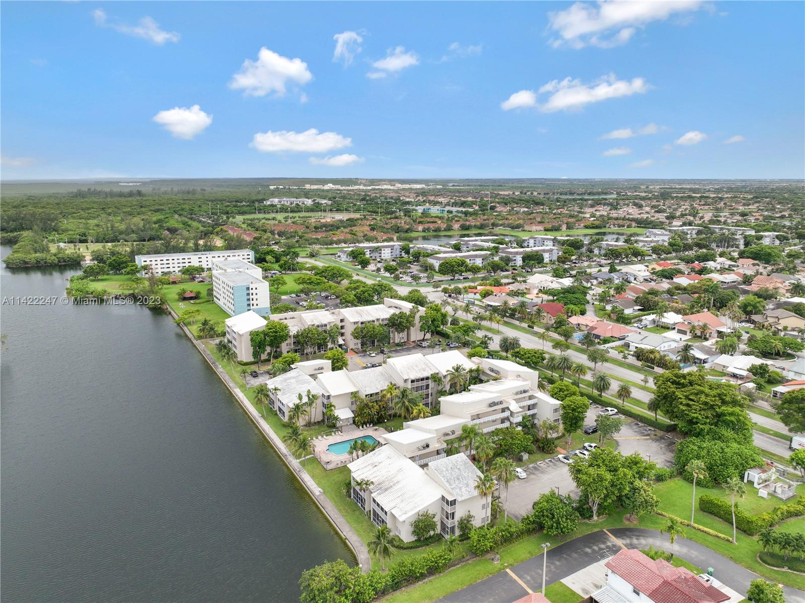 COVE CONDO PHASE II, THE - Residential