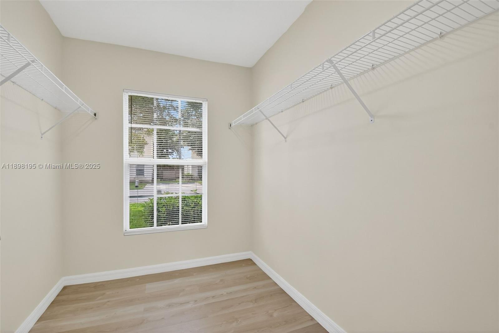 DOVE LANDING CONDO - Residential Lease