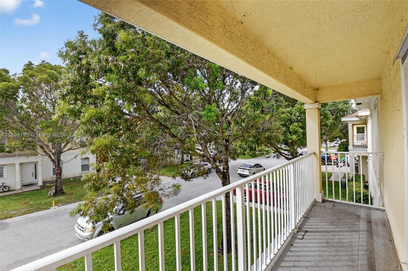 DOVE LANDING CONDO - Residential Lease