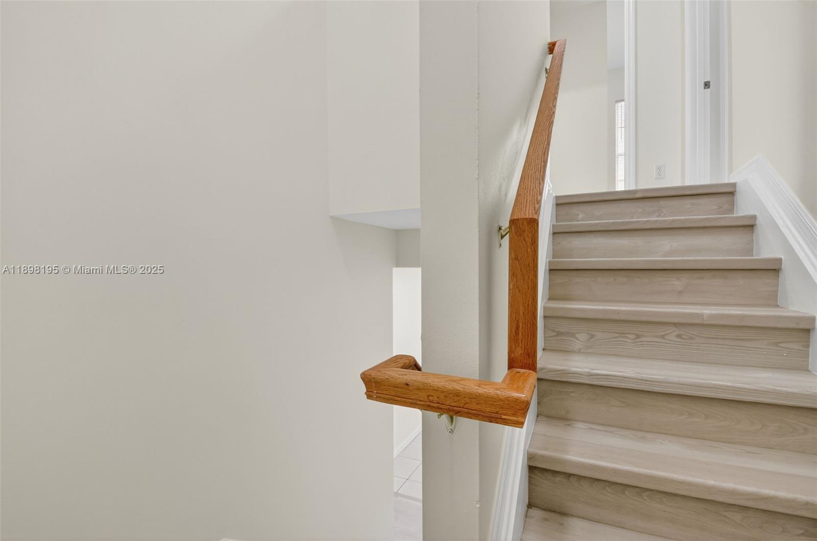 DOVE LANDING CONDO - Residential Lease