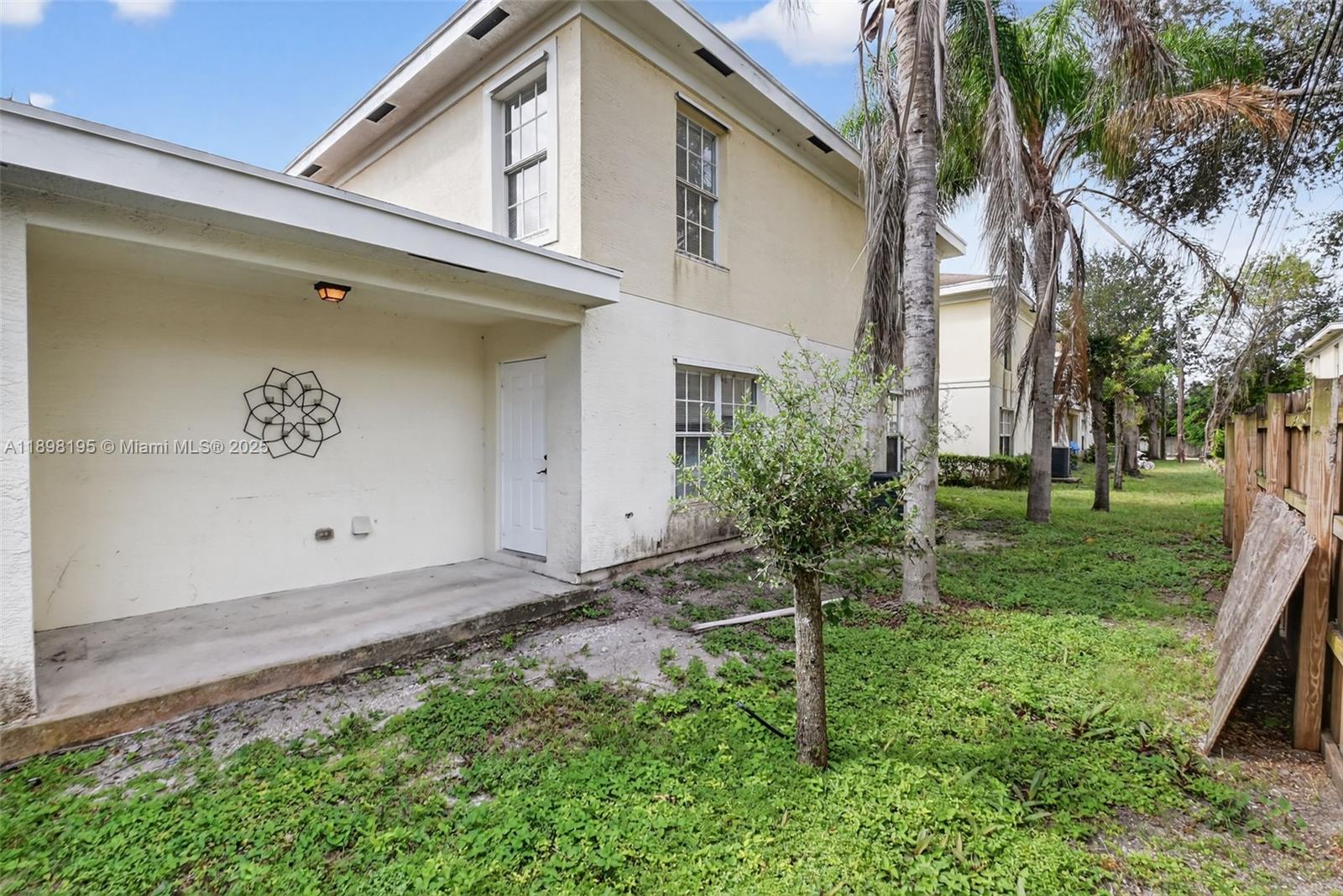 DOVE LANDING CONDO - Residential Lease