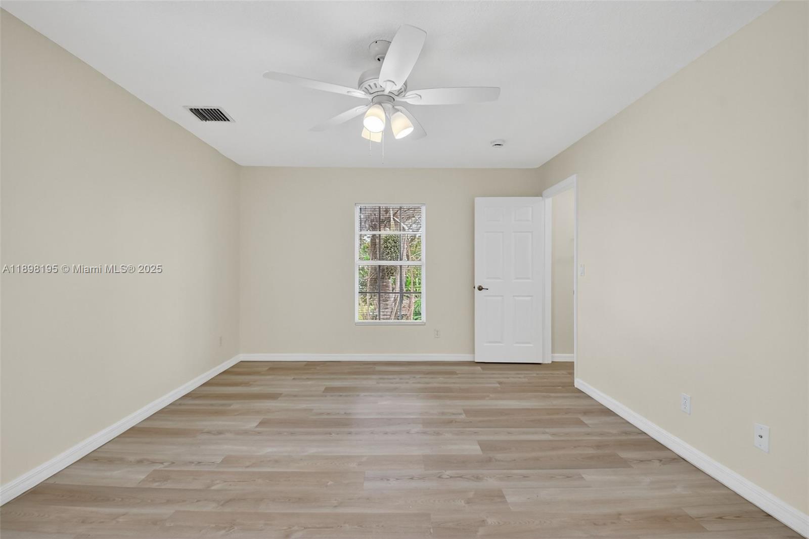 DOVE LANDING CONDO - Residential Lease