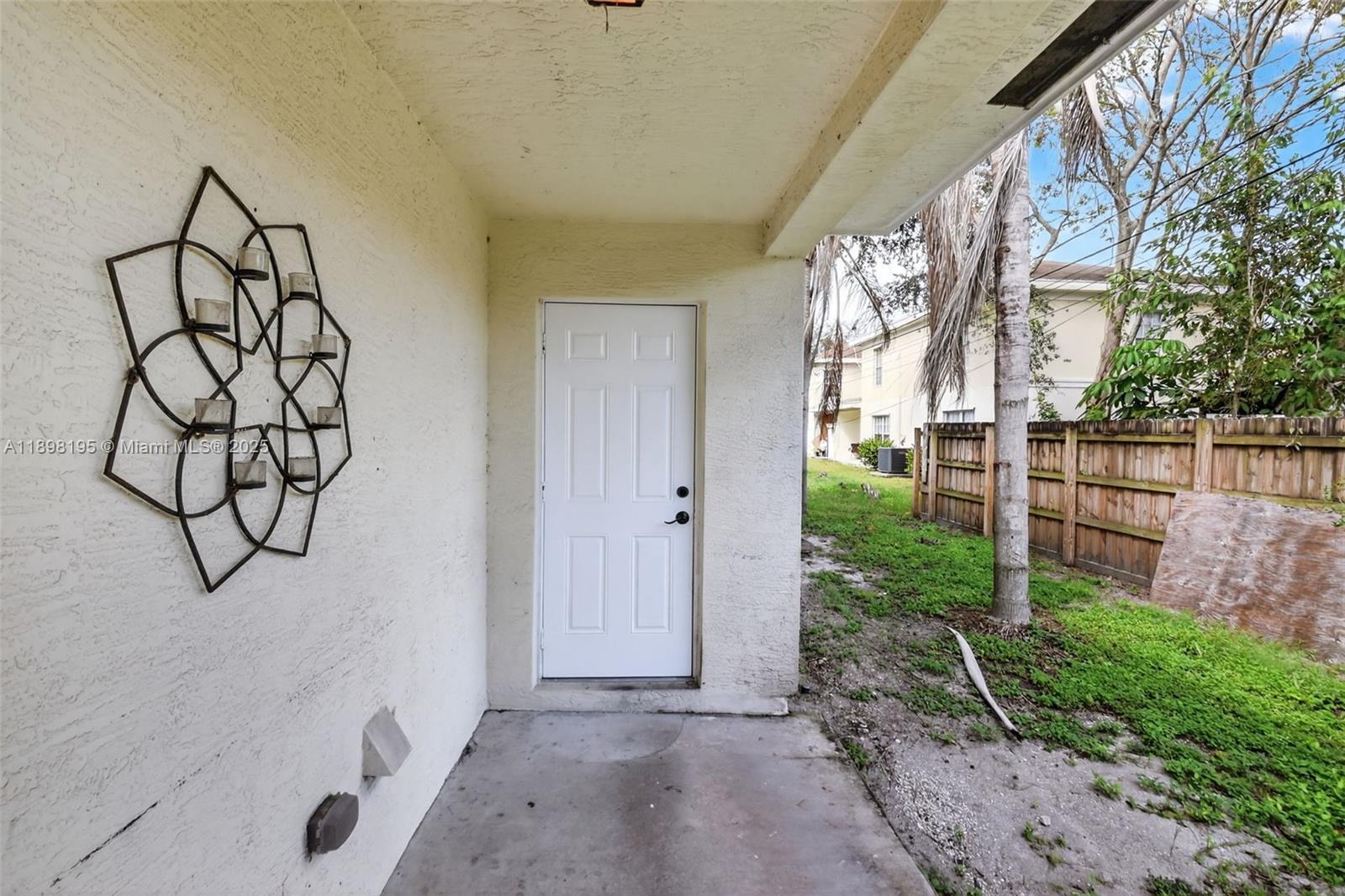 DOVE LANDING CONDO - Residential Lease