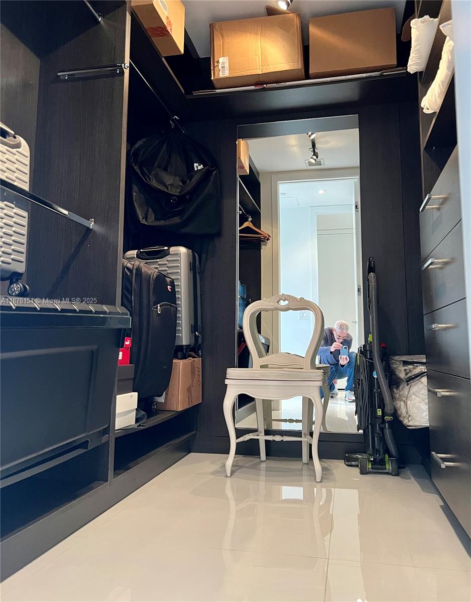 MARQUIS CONDO - Residential Lease