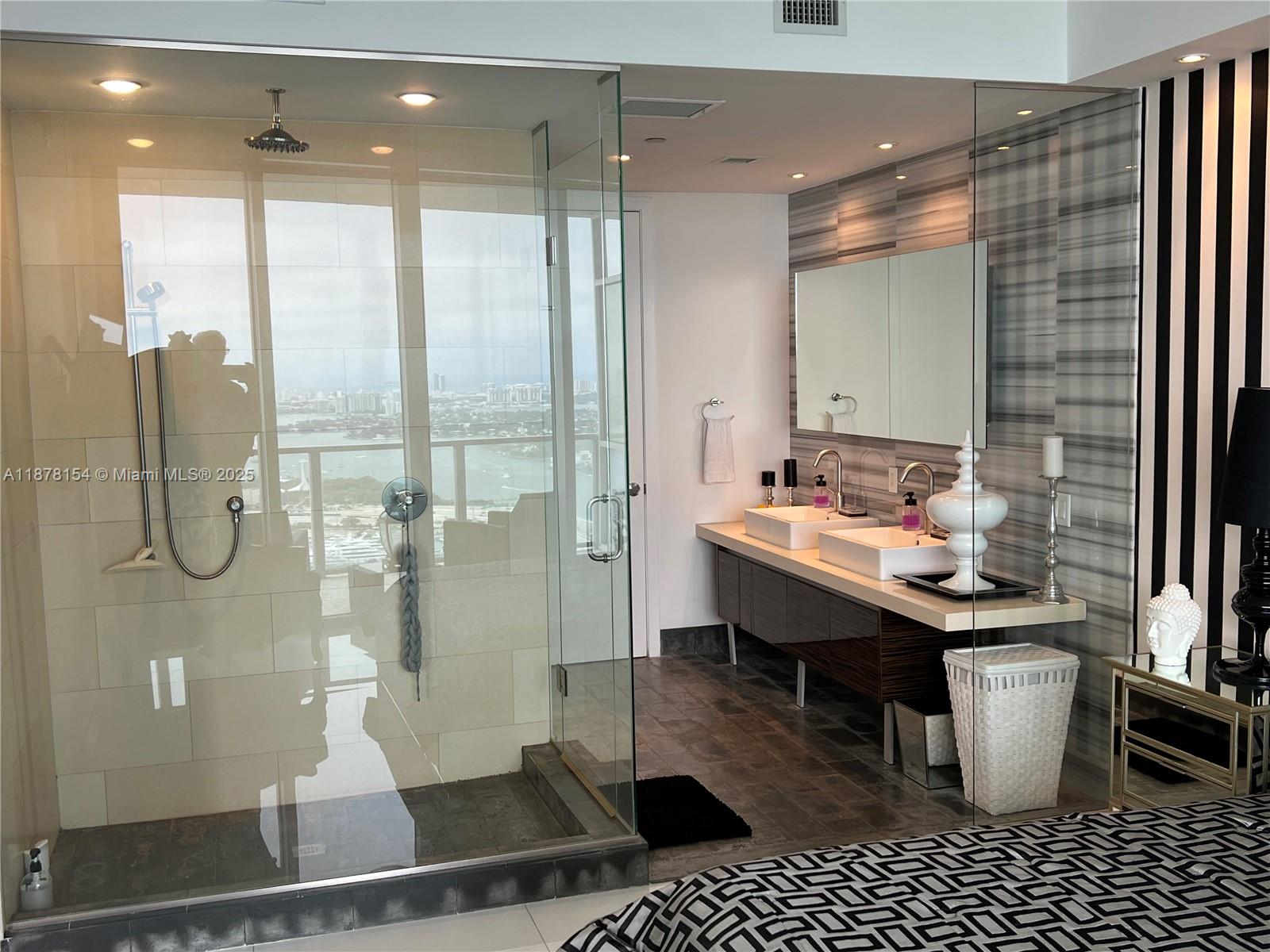 MARQUIS CONDO - Residential Lease