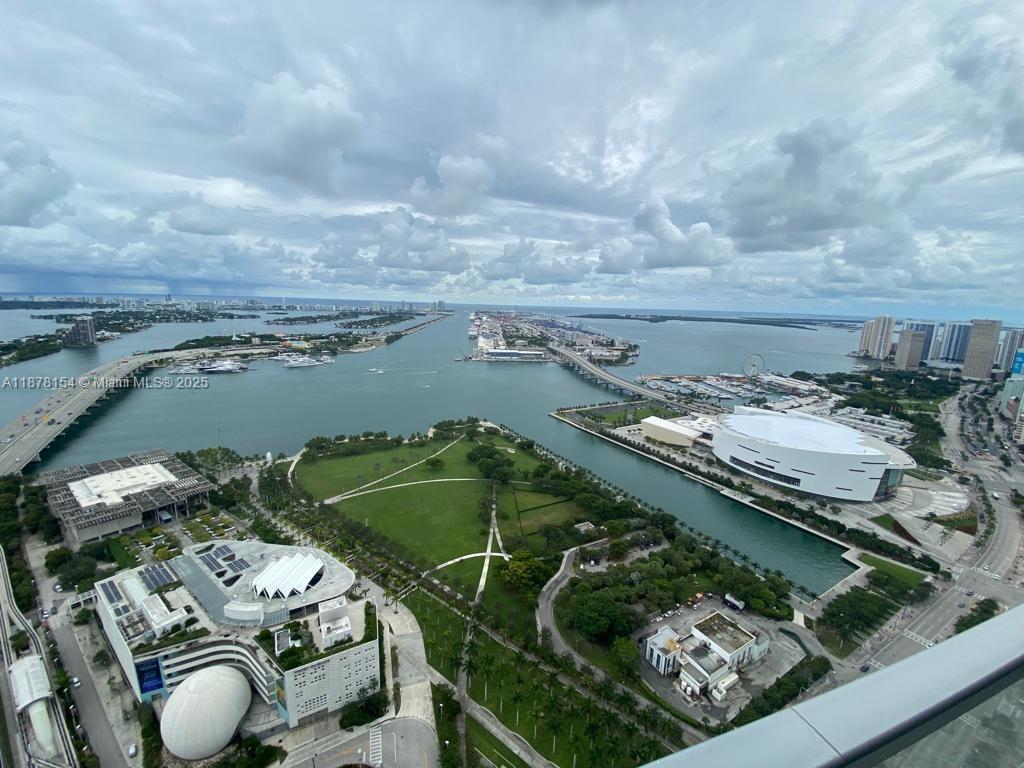 MARQUIS CONDO - Residential Lease