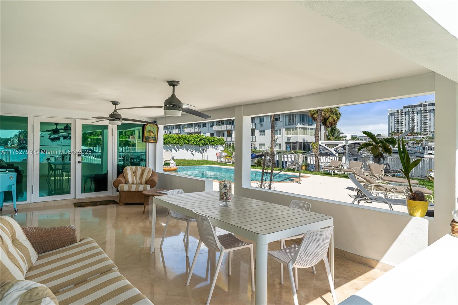 KEYSTONE SHORES - Residential