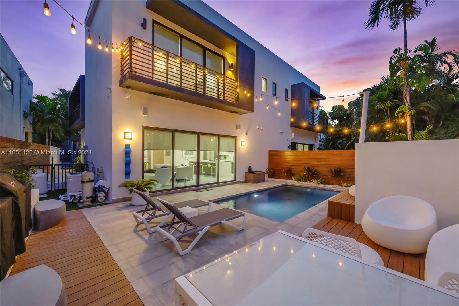 CENTER GROVE RESIDENCES C - Residential