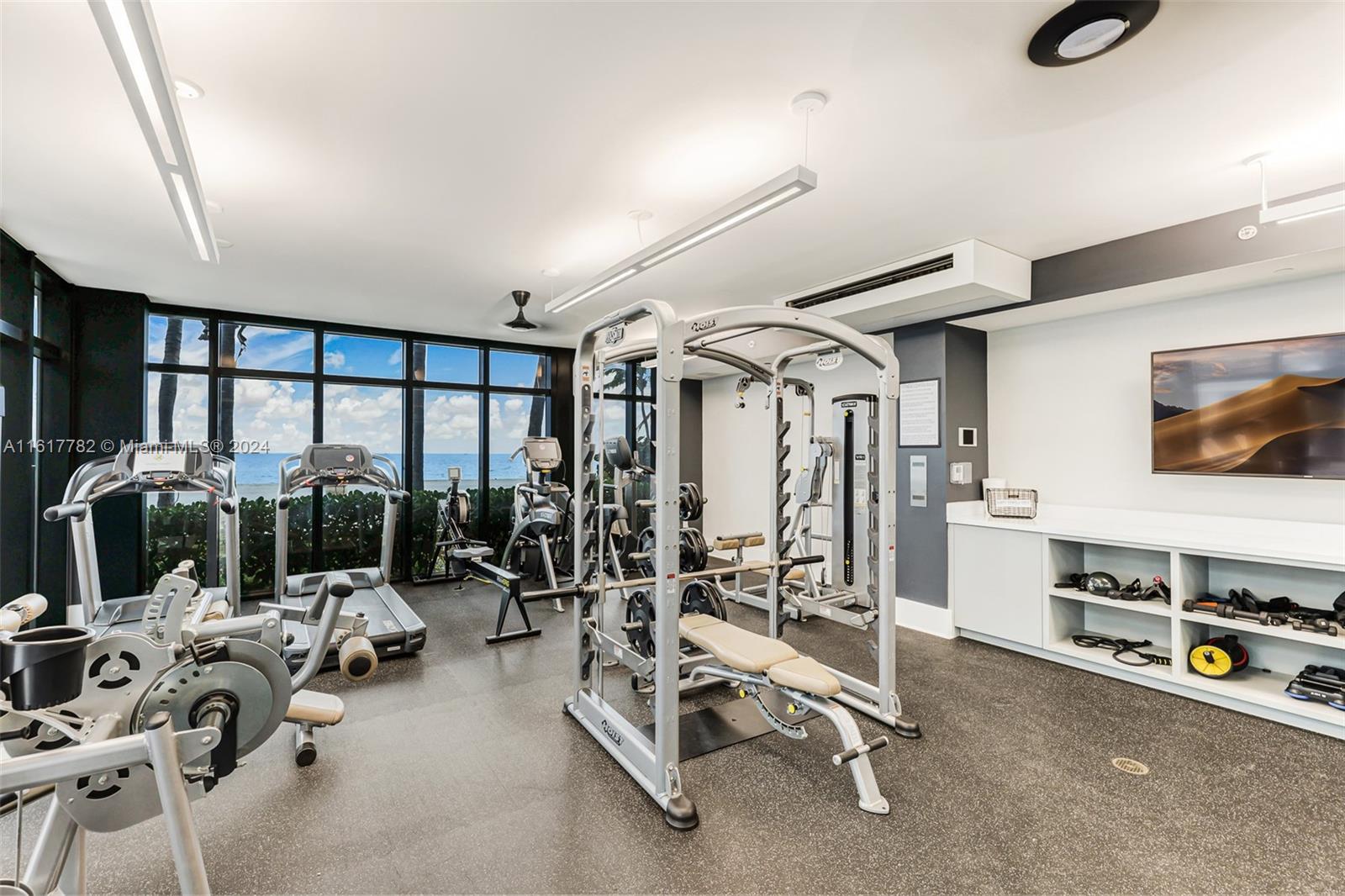 SAGE BEACH CONDO - Residential