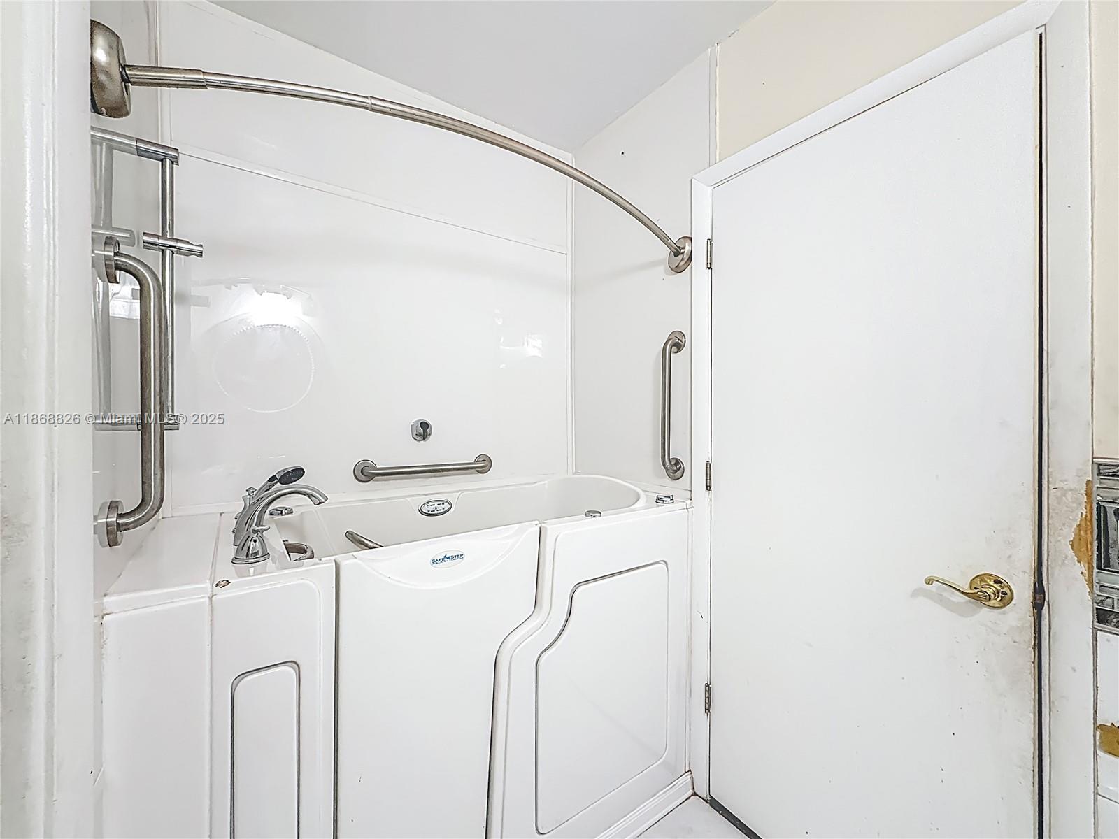 SCOTT LAKE MANOR SEC 8 - Residential