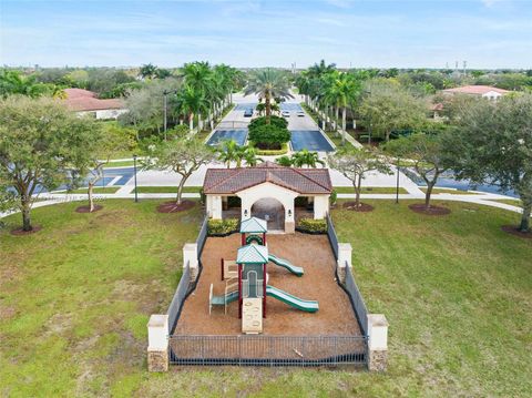 A home in Cooper City