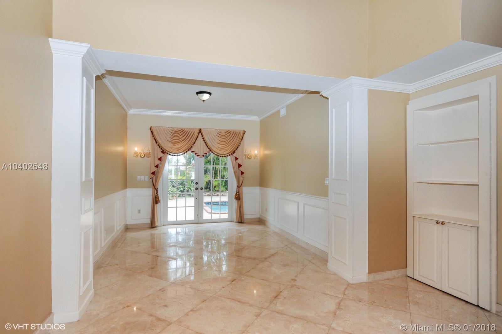 SUNFISH AT THE HAMMOCKS - Residential