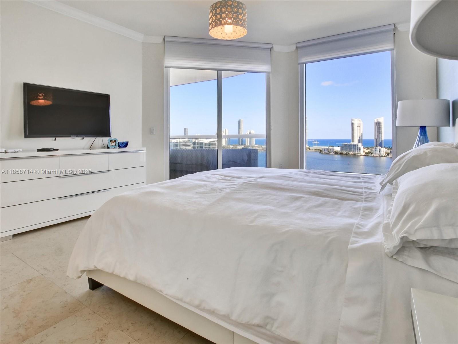 BELLAMARE @ WILLIAMS ISLA - Residential