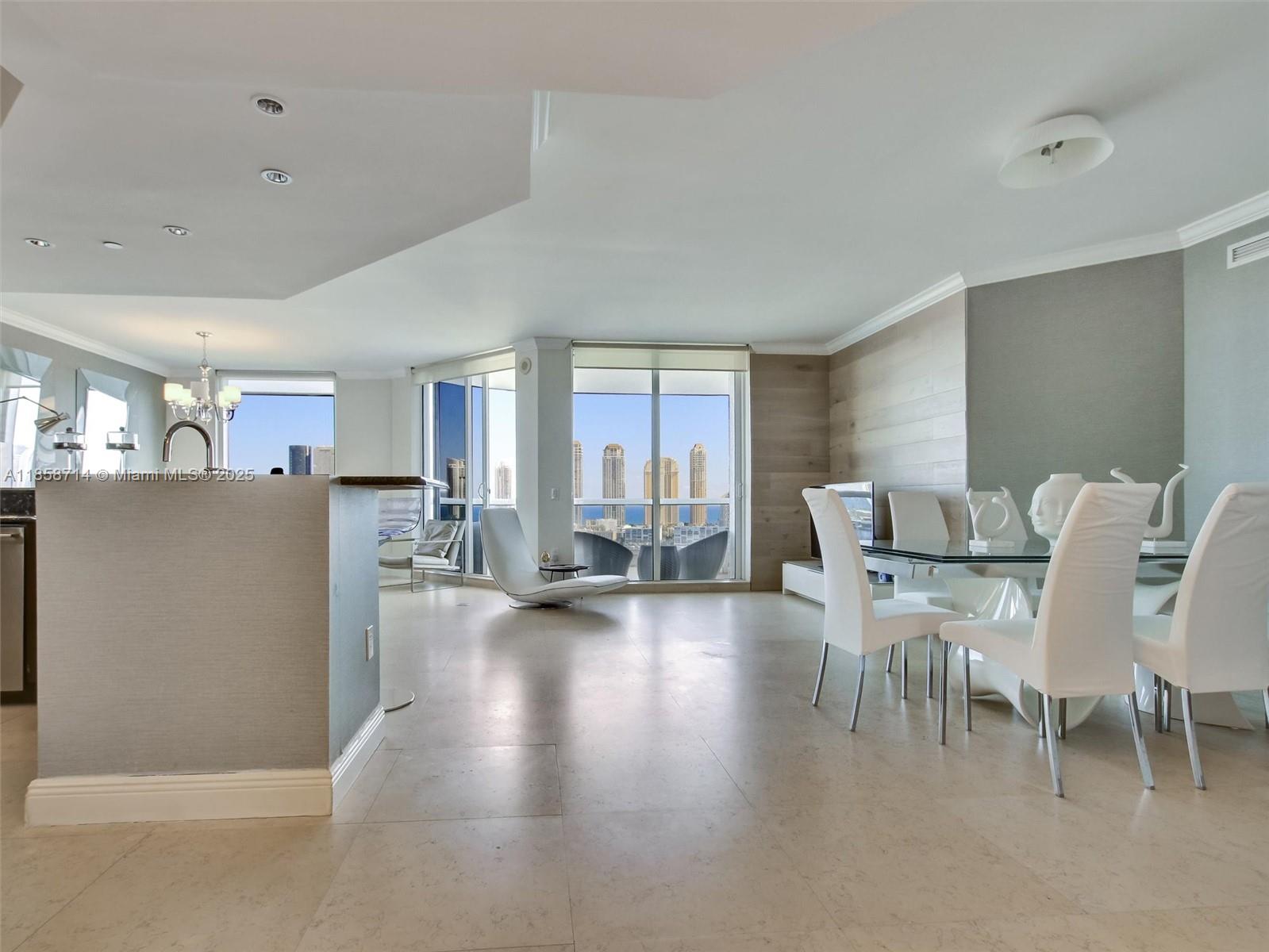 BELLAMARE @ WILLIAMS ISLA - Residential