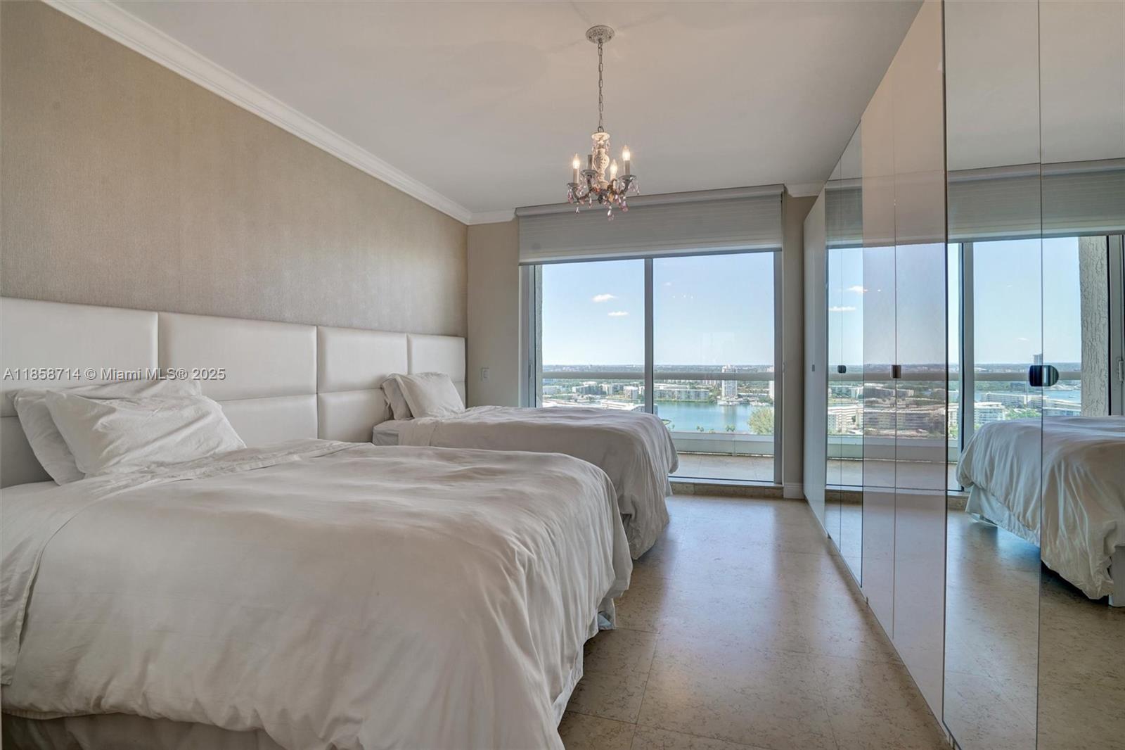 BELLAMARE @ WILLIAMS ISLA - Residential