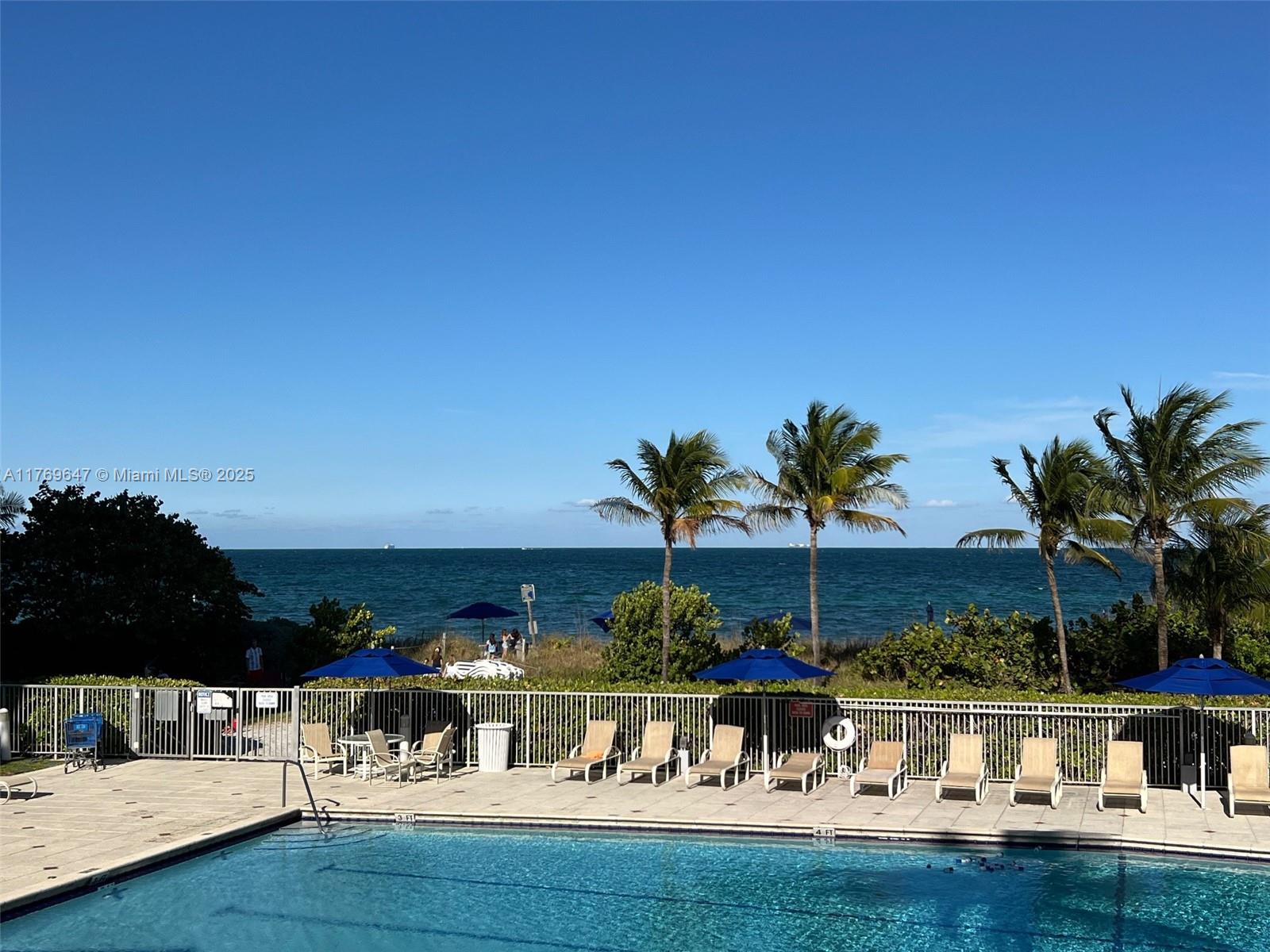 600 Grapetree Dr 3Gn, Key Biscayne, Miami-Dade County, Florida - 2 Bedrooms  
2 Bathrooms - 