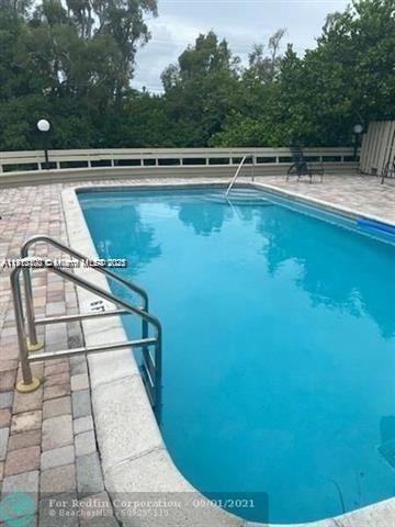 CORAL POINT CONDOMINIUM - Residential