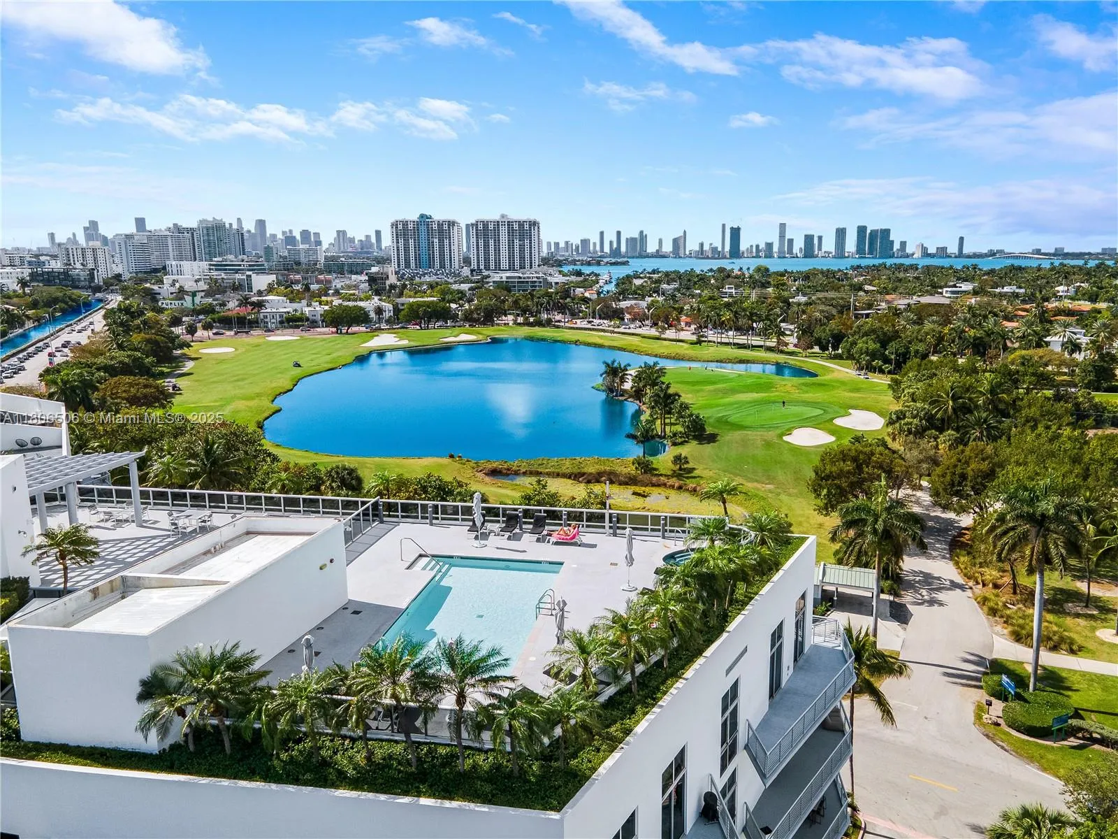 Miami Beach, Florida 33139, United States, 1 Bedroom Bedrooms, ,2 BathroomsBathrooms,Residential,Active,149022