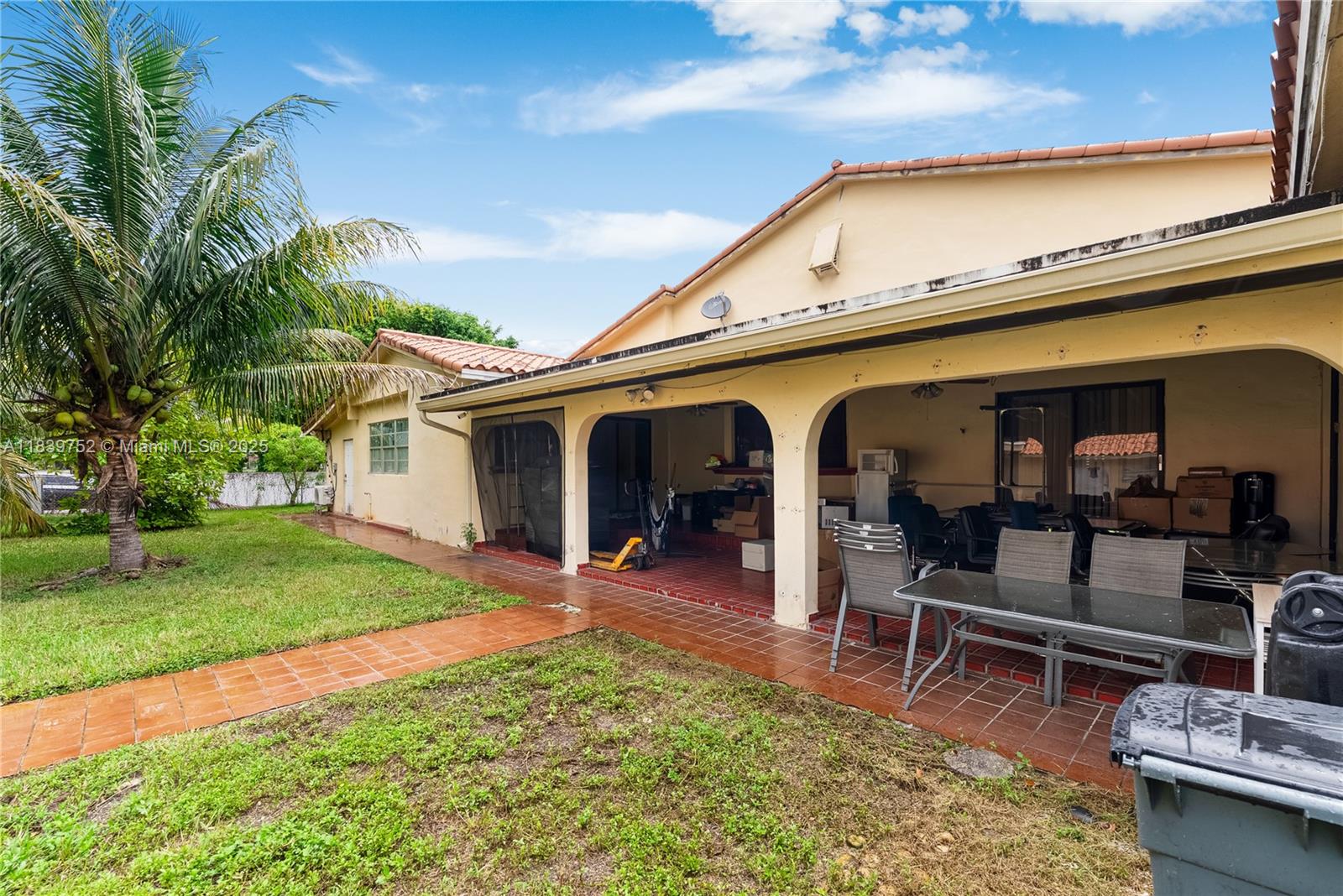 SWEETWATER ESTS SUB - Residential