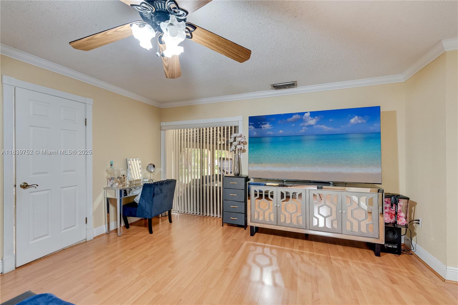 SWEETWATER ESTS SUB - Residential