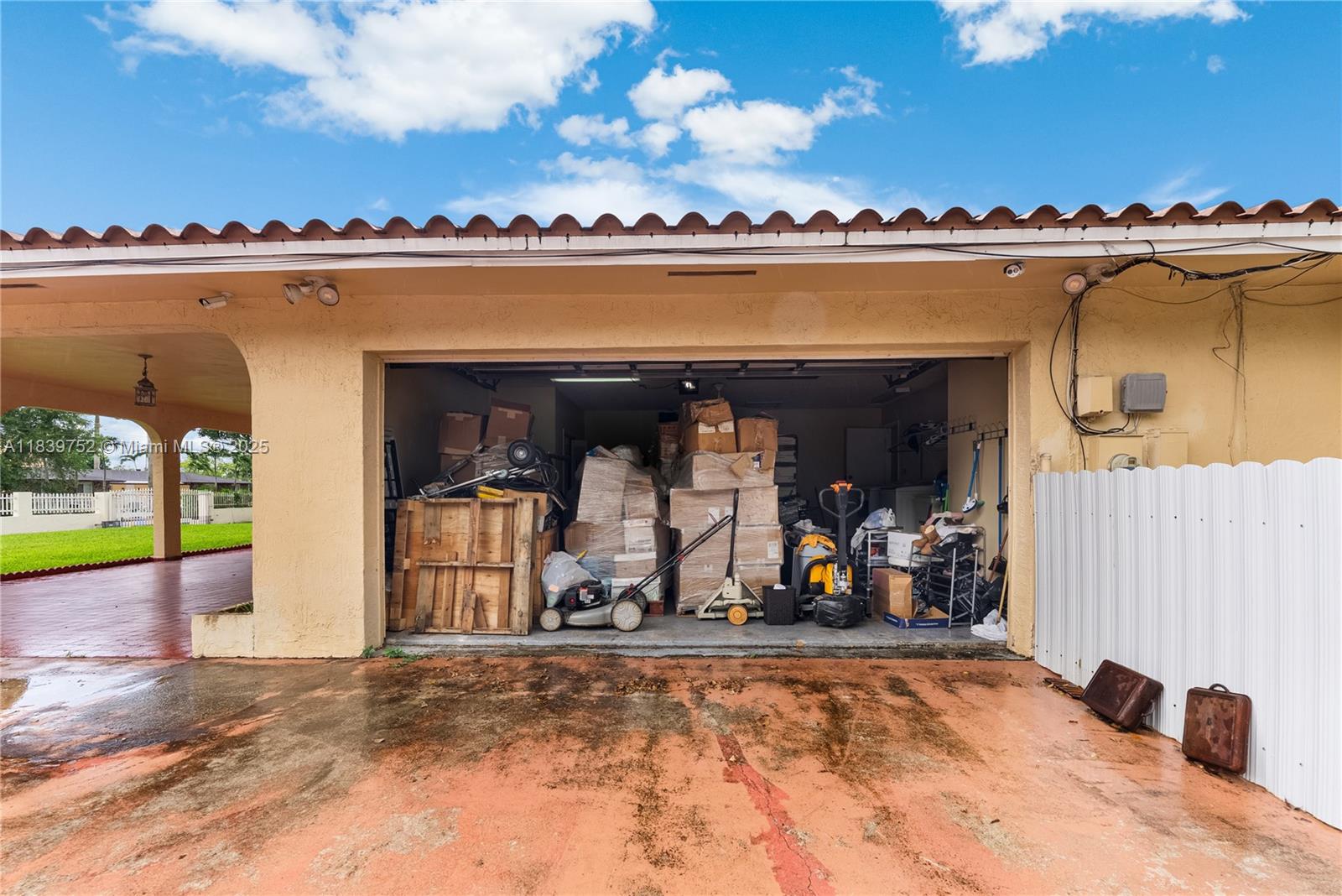 SWEETWATER ESTS SUB - Residential