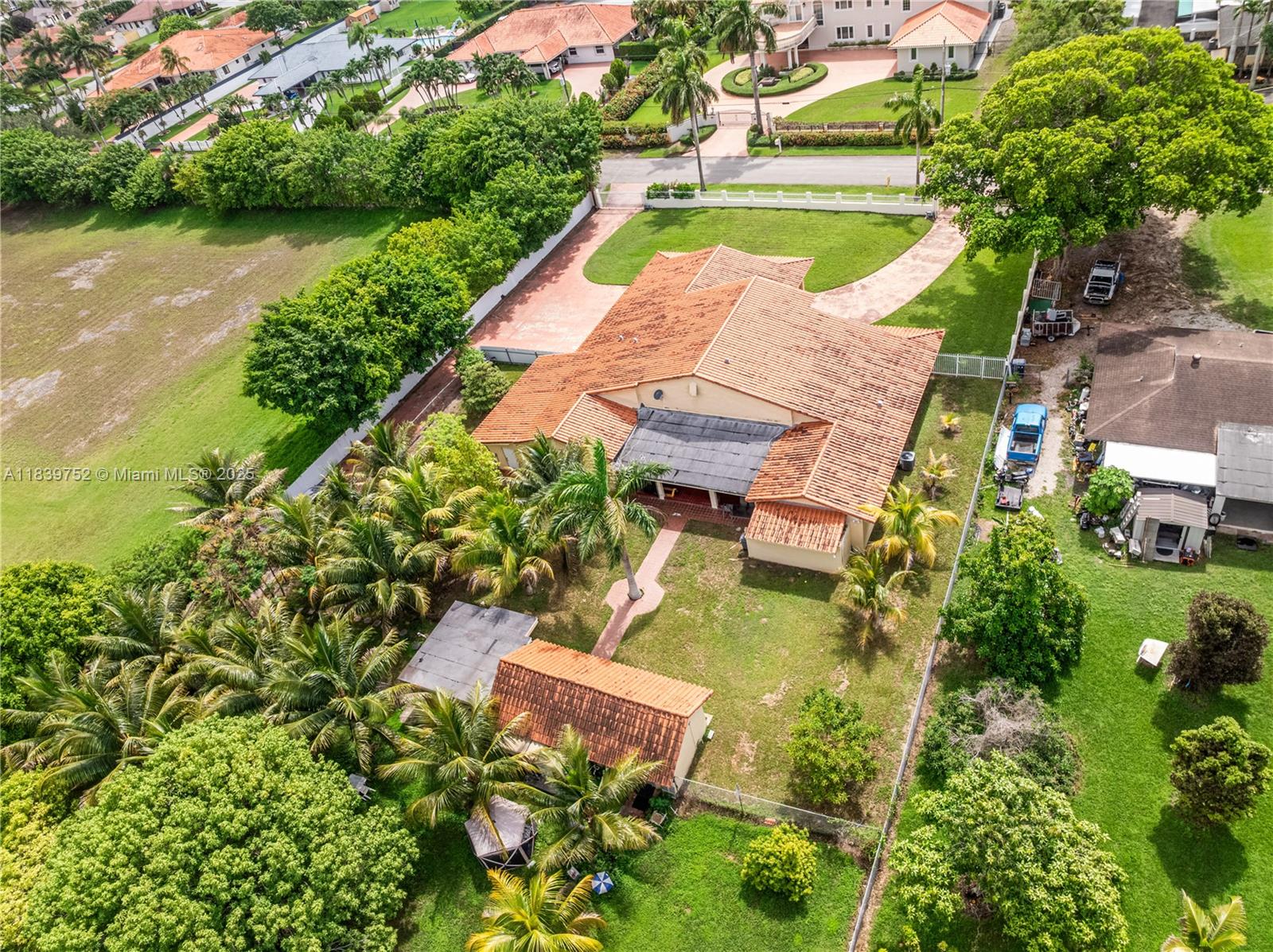 SWEETWATER ESTS SUB - Residential