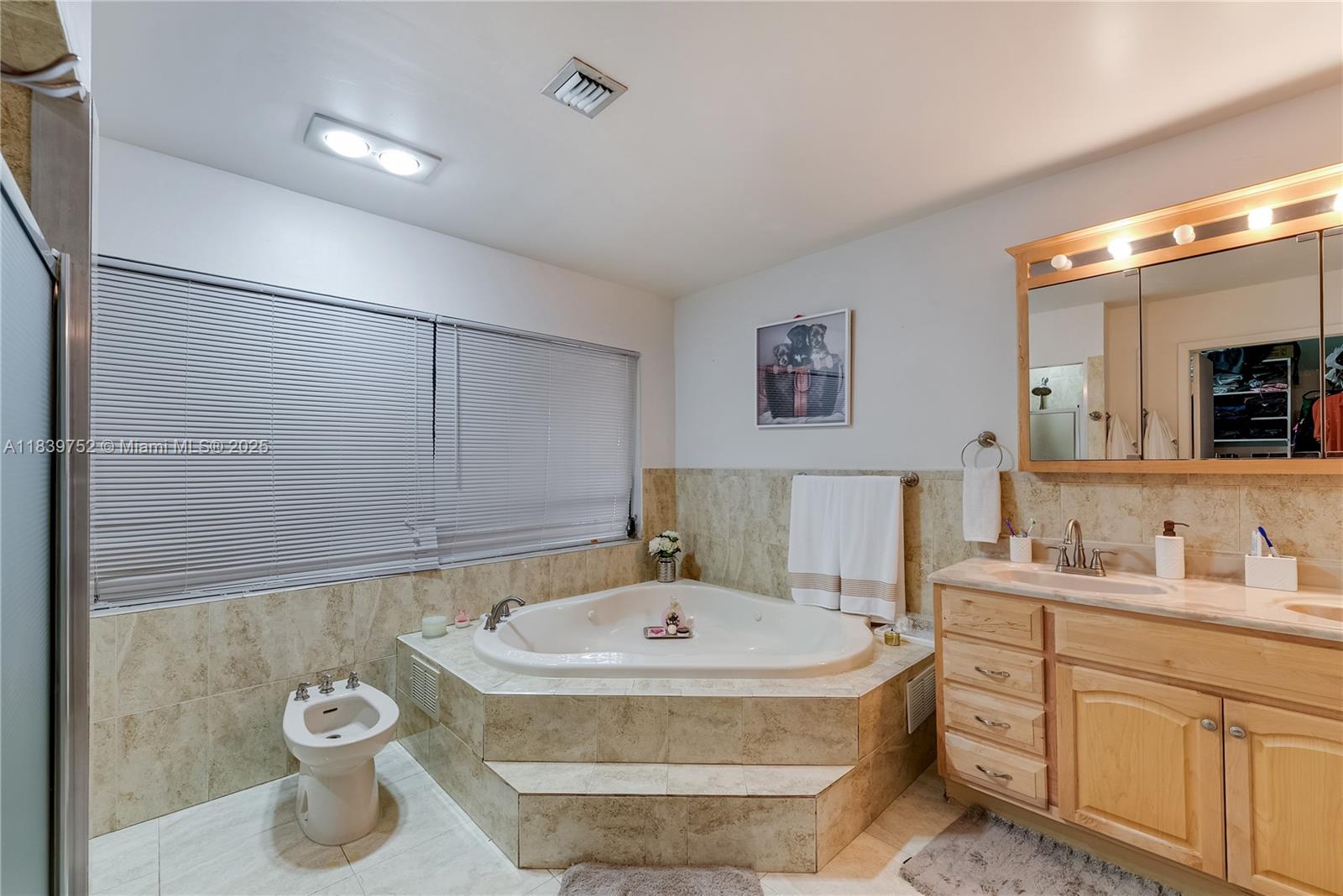 SWEETWATER ESTS SUB - Residential