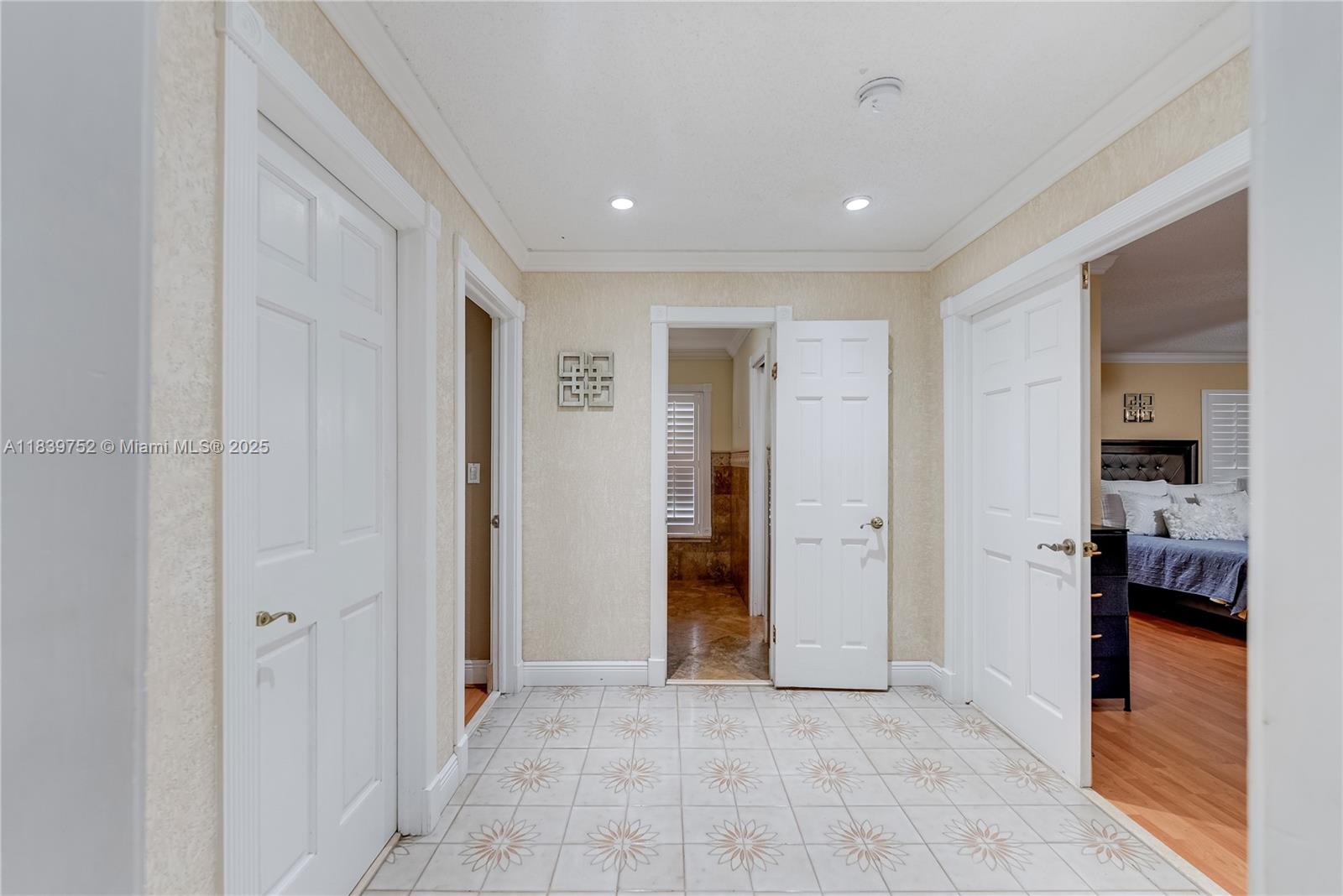 SWEETWATER ESTS SUB - Residential