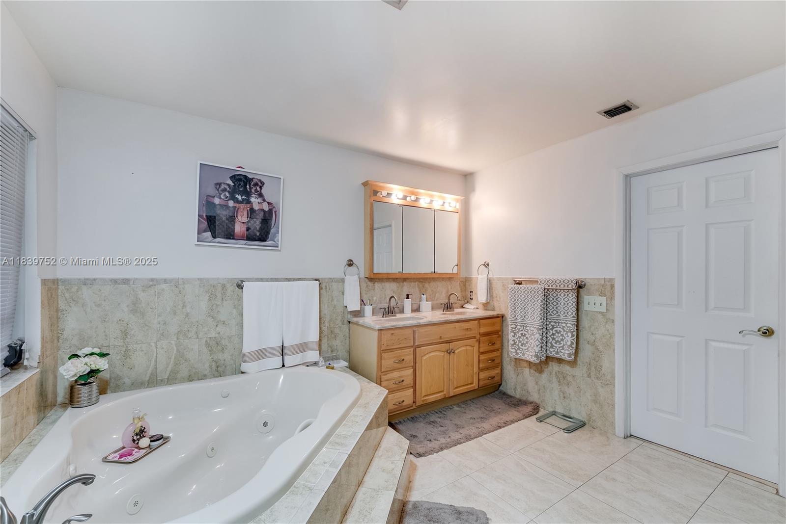 SWEETWATER ESTS SUB - Residential