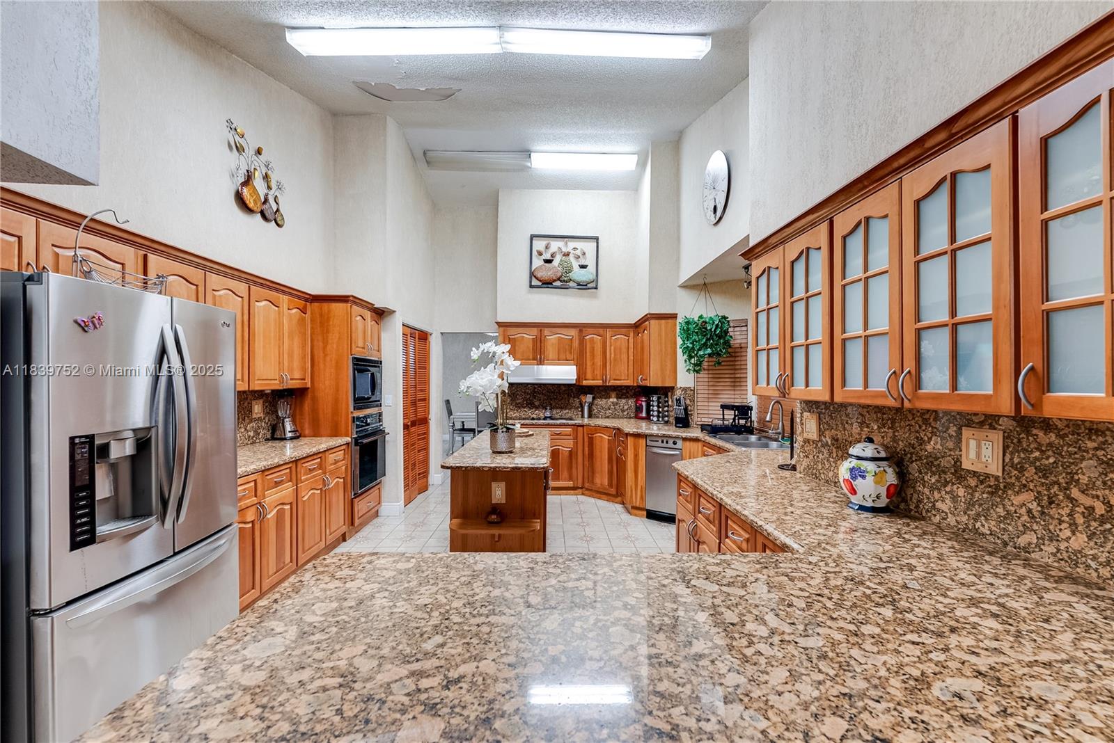 SWEETWATER ESTS SUB - Residential