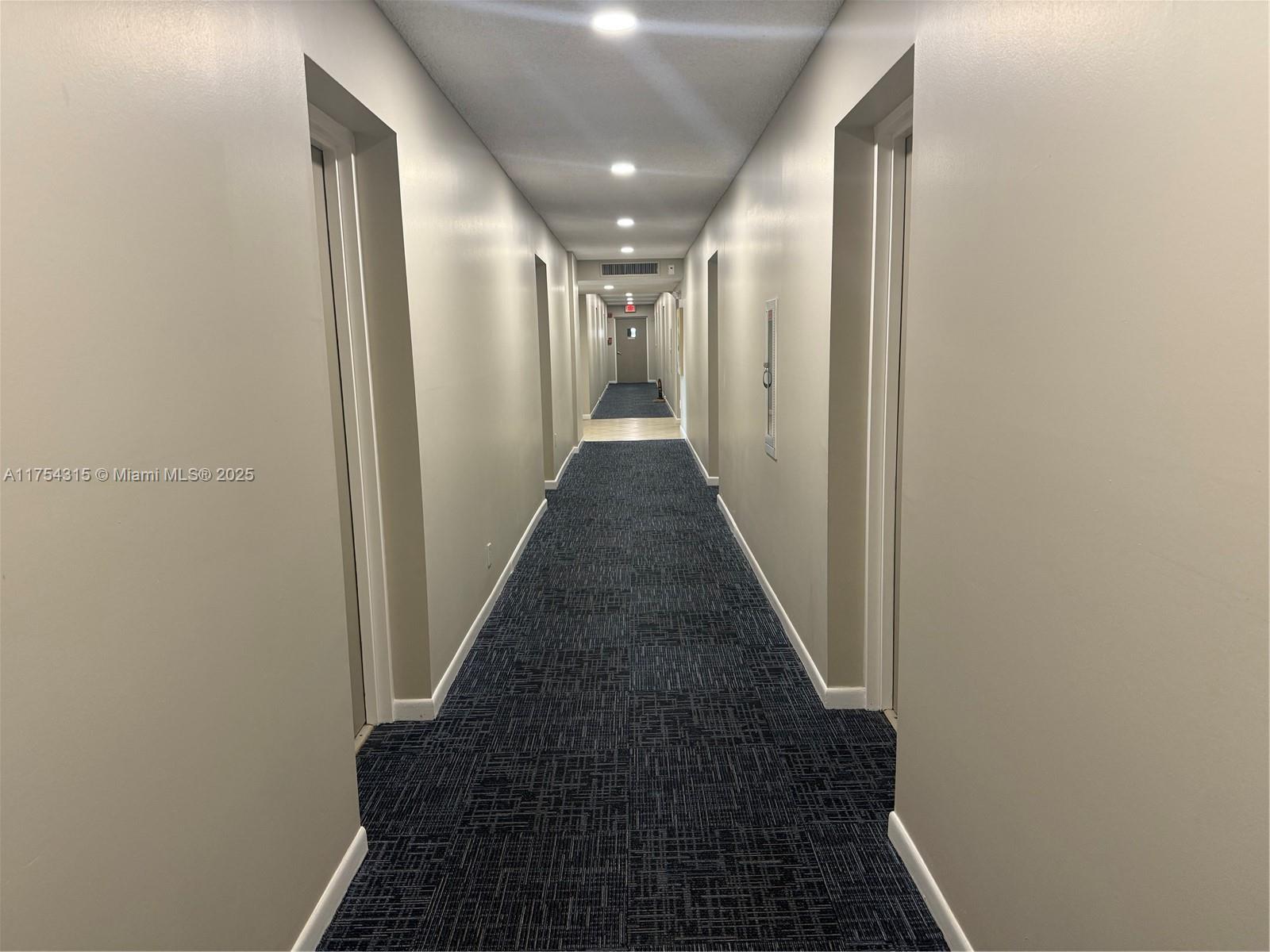 Rental Property at 9001 Jacaranda Ln 107, Plantation, Miami-Dade County, Florida - Bedrooms: 2 
Bathrooms: 2  - $2,550 MO.