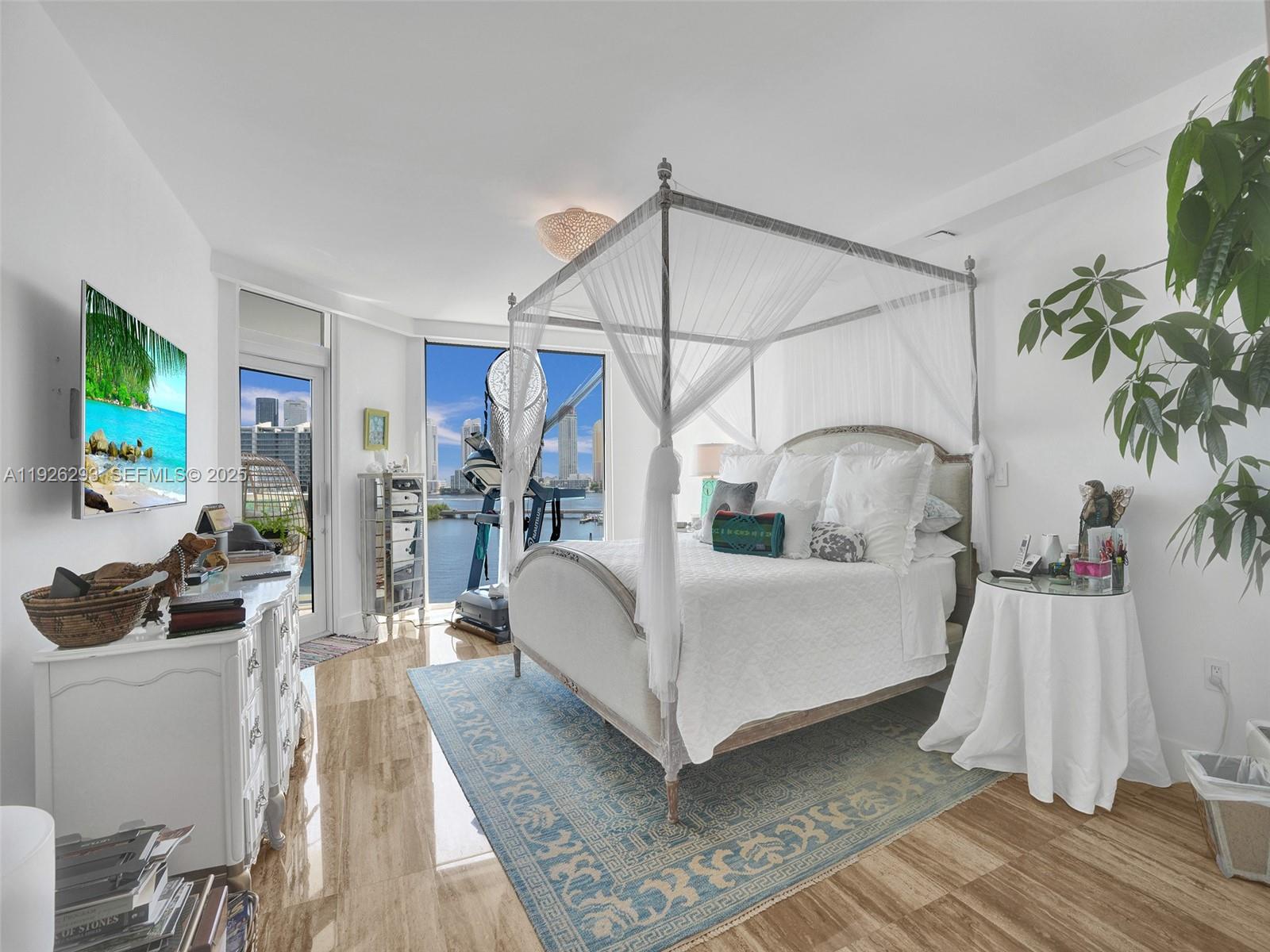 THE PENINSULA CONDO - Residential