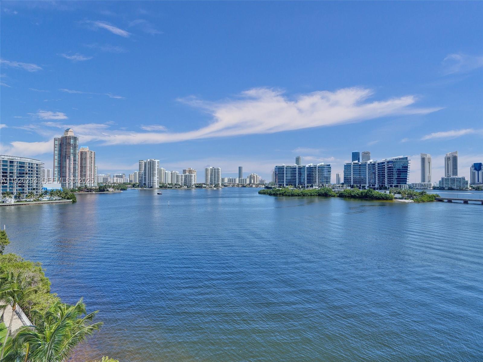 THE PENINSULA CONDO - Residential