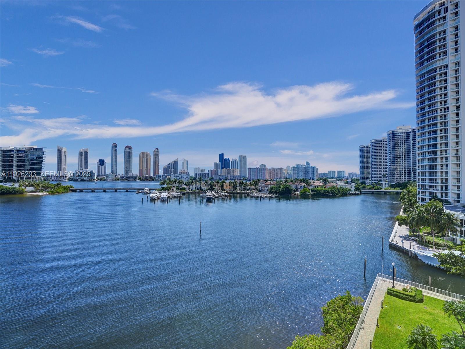 THE PENINSULA CONDO - Residential