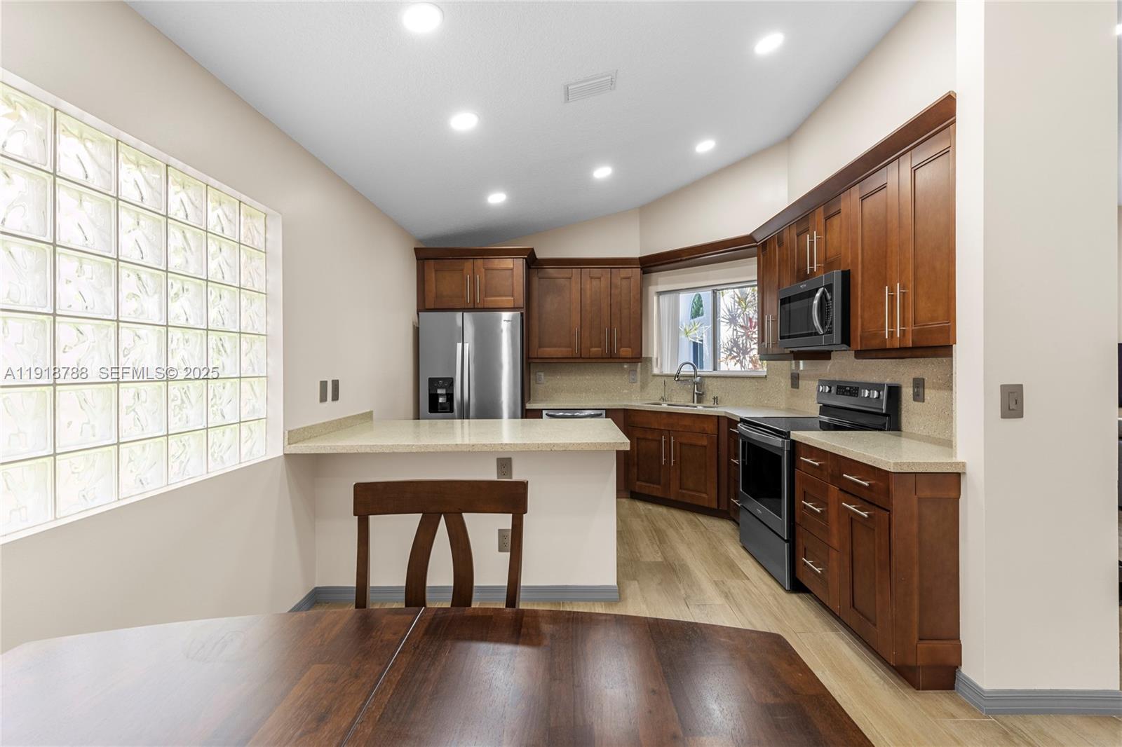 U S LEND LEASE PLAT NO ON - Residential