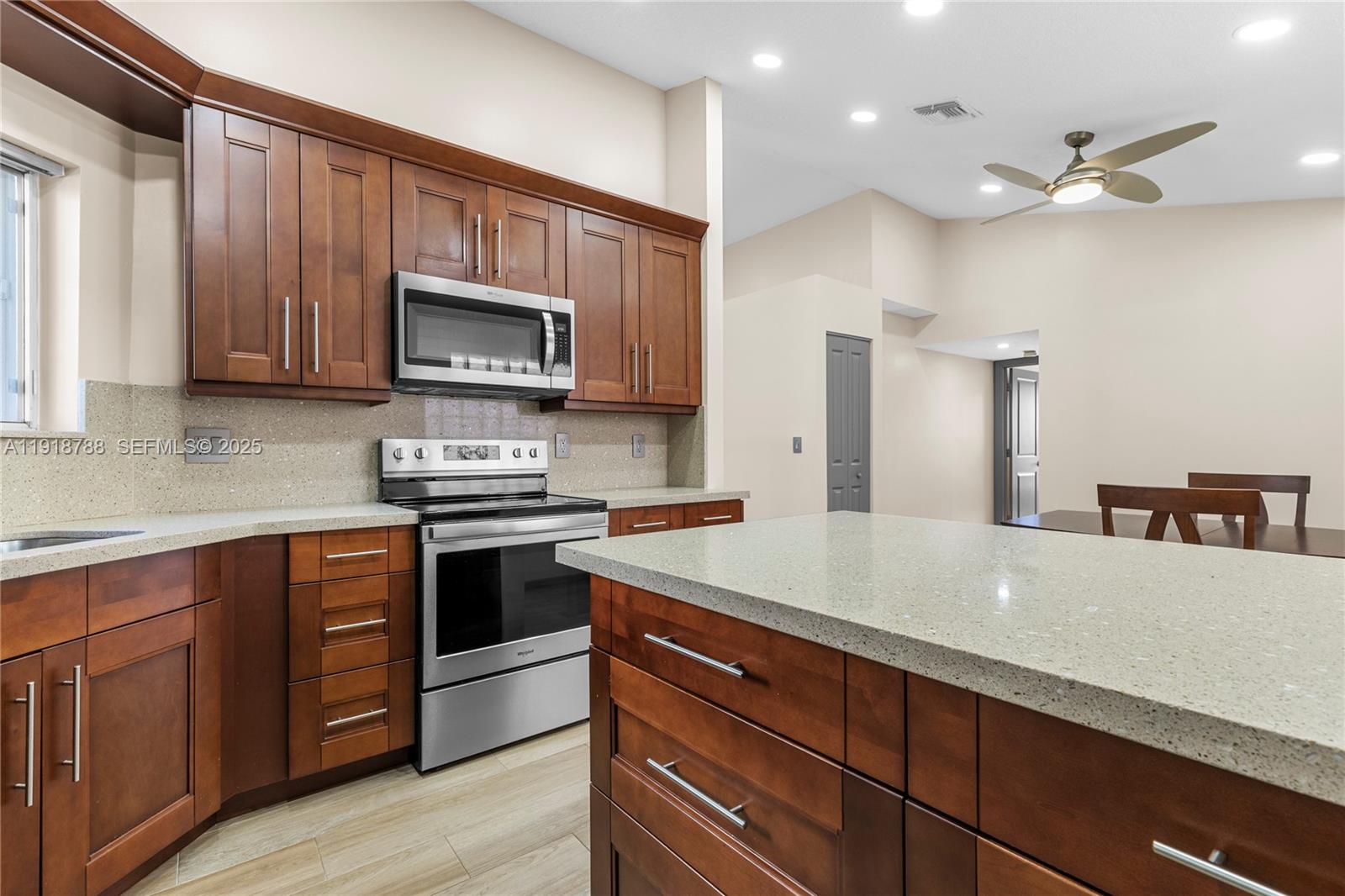 U S LEND LEASE PLAT NO ON - Residential