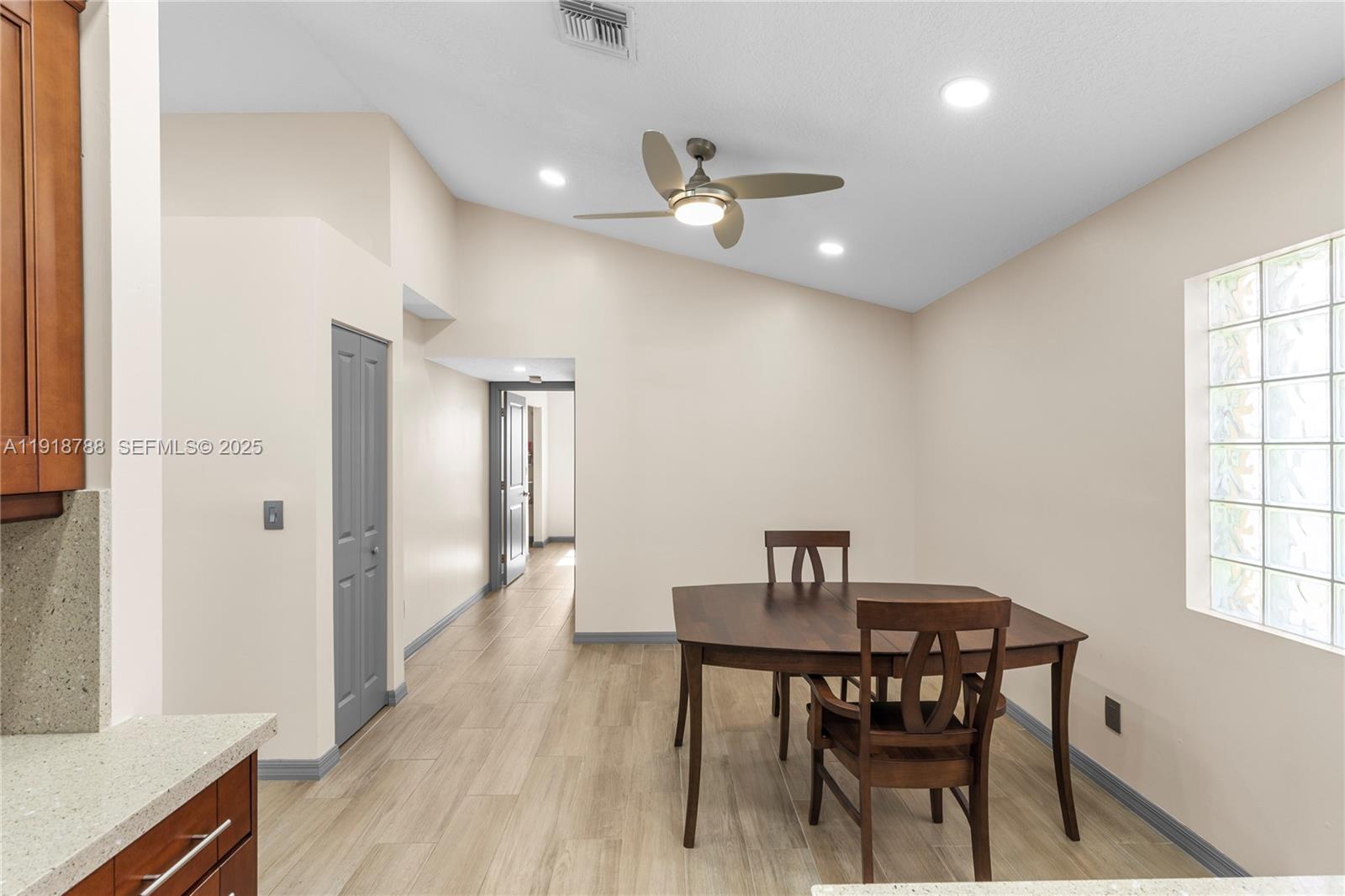 U S LEND LEASE PLAT NO ON - Residential