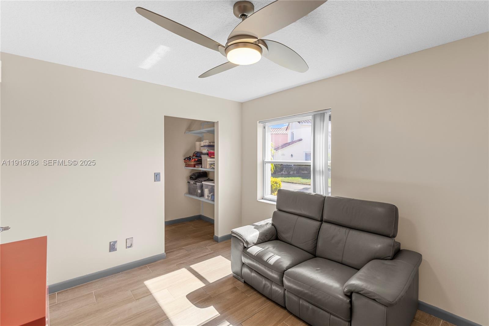 U S LEND LEASE PLAT NO ON - Residential