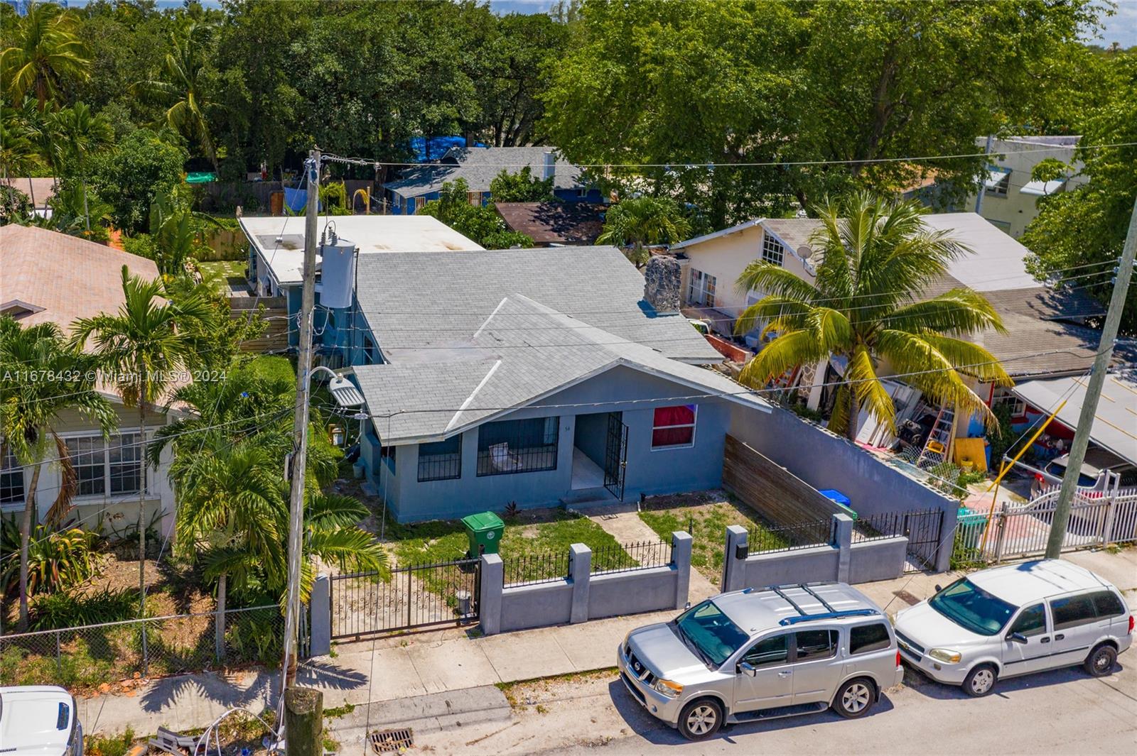 Potential Redevelopment or Renovation of existing property in Miami, FL. Duplex-zoned land (T3-O) with the benefit of being a covered land play. Currently a duplex rented at $55,200 annually for a potential 6% + Cap. Front is a 3/2 & back is a 2/1.5. Redevelop: Potentially a new two (2) unit, 2-story duplex townhome development. Cash only as property has violations & a demolition order. Text agent to schedule discuss or see attached information. Investors are rolling into this hot area w/in walking distance to the Magic City Tech Hub Development between 59th & 64th Street. Minutes to the Design District, Midtown Miami Shopping, Wynwood Entertainment District, Edgewater/Downtown & the MIMO District of Miami’s Upper East Side.