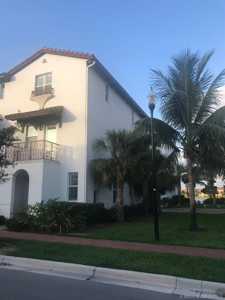 MONTCLAIR MIRAMAR - Residential
