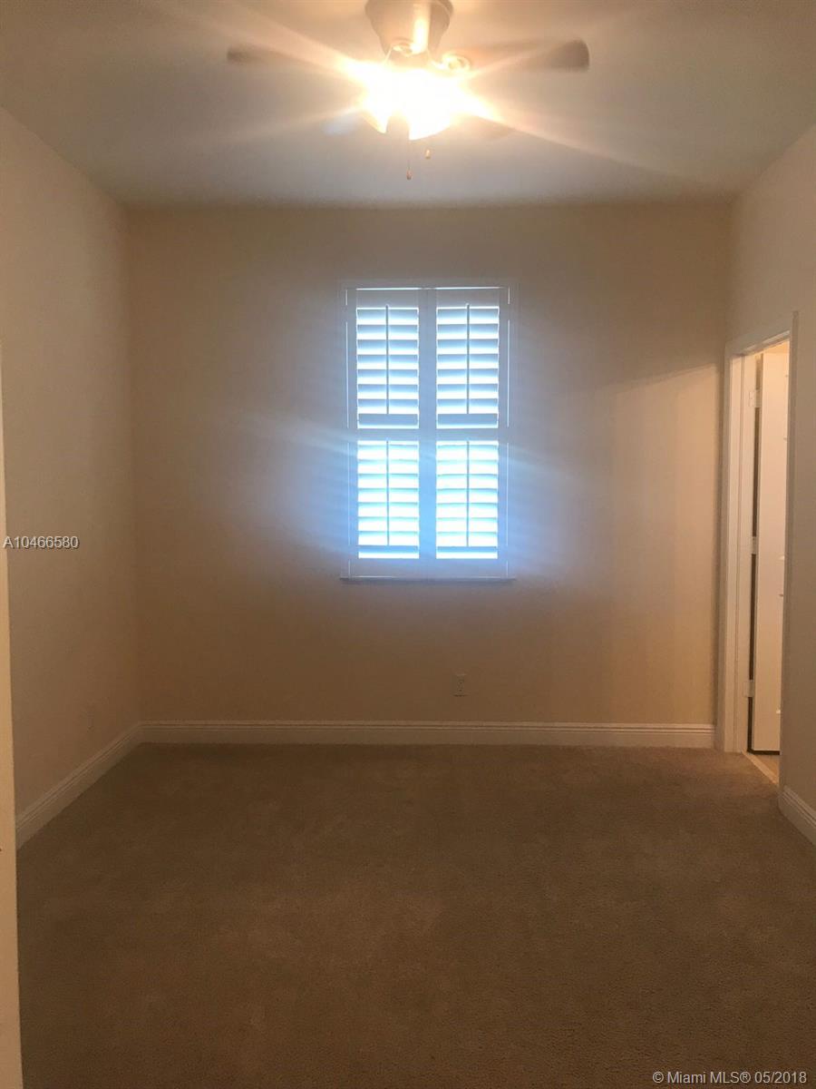 MONTCLAIR MIRAMAR - Residential