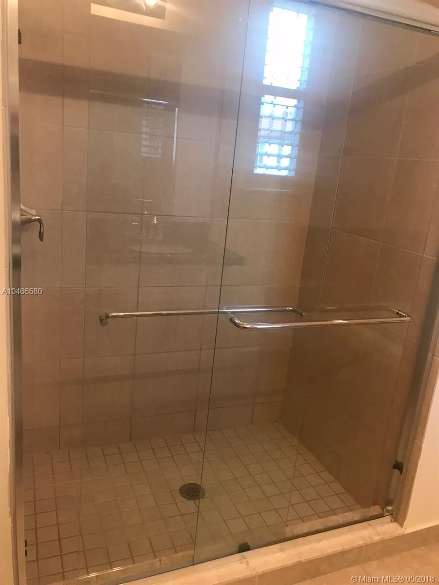 MONTCLAIR MIRAMAR - Residential