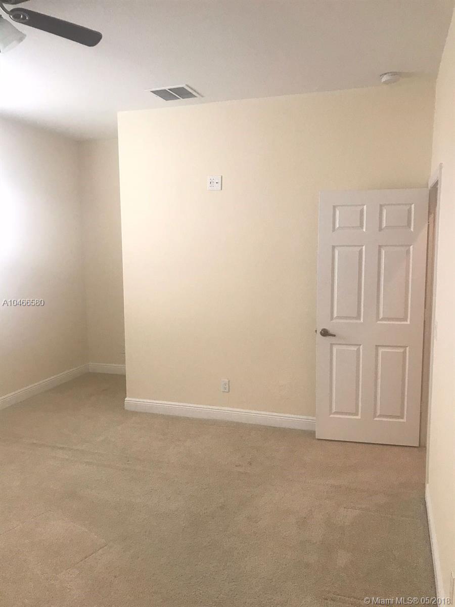 MONTCLAIR MIRAMAR - Residential