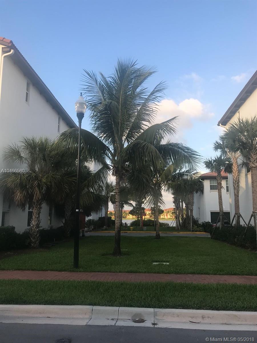 MONTCLAIR MIRAMAR - Residential