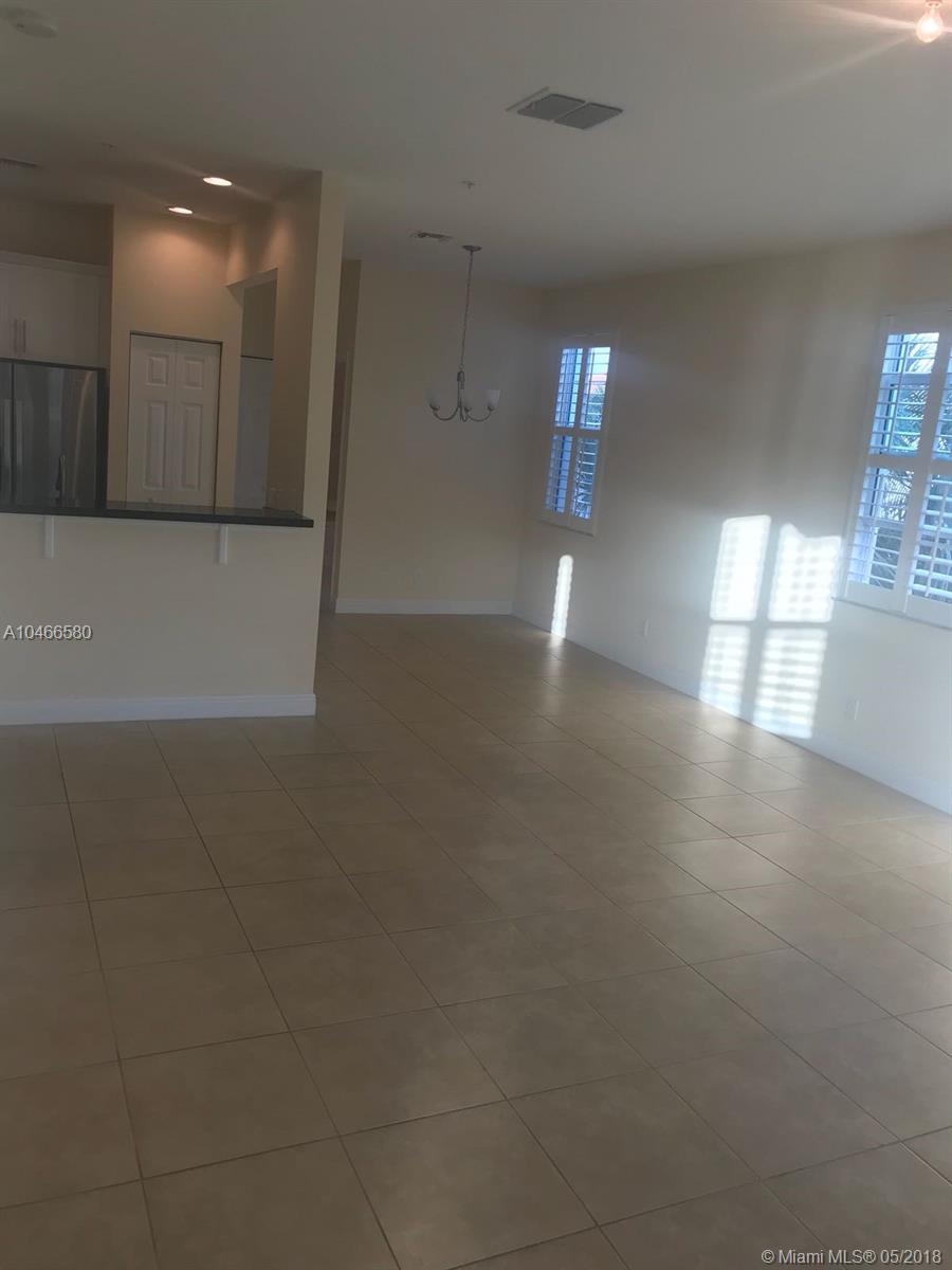 MONTCLAIR MIRAMAR - Residential